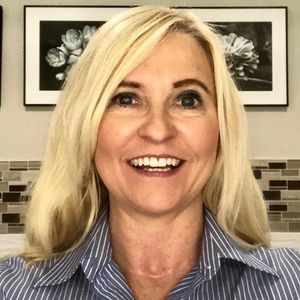 Meet your Posher, Joy